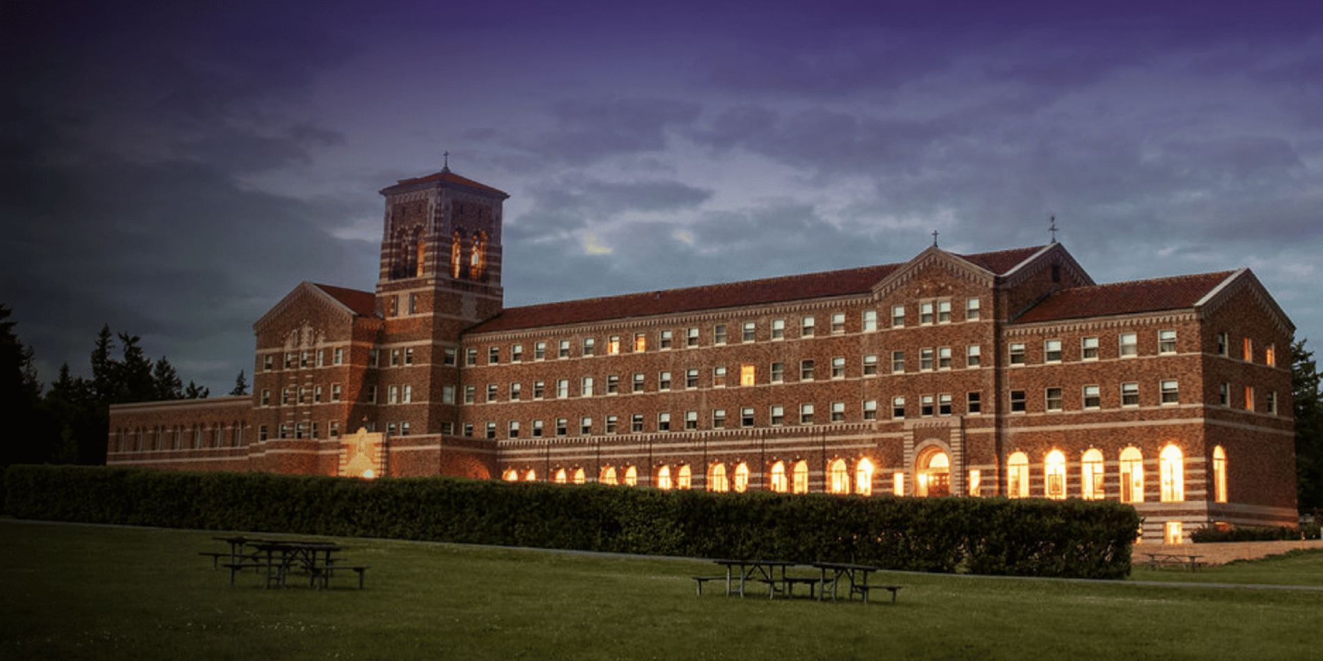 Exterior of the Lodge at St. Edwards Park