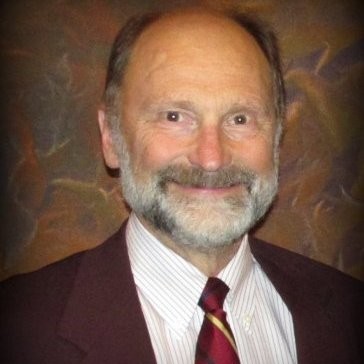 Dr. Fiechtner headshot