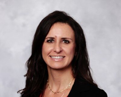 Dr. dos Santos headshot