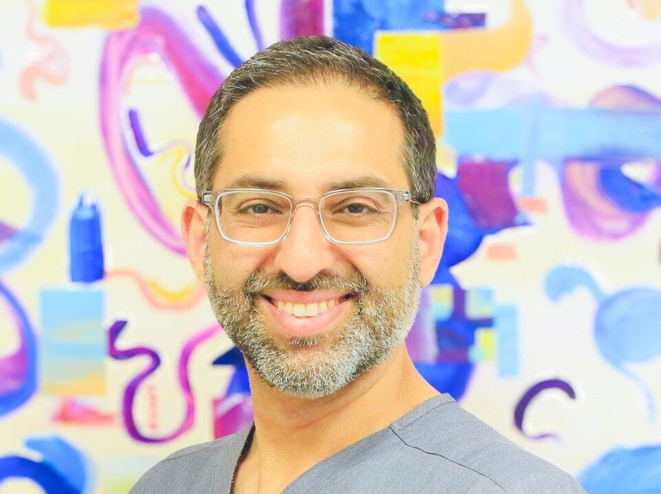 Dr. Tabloei headshot